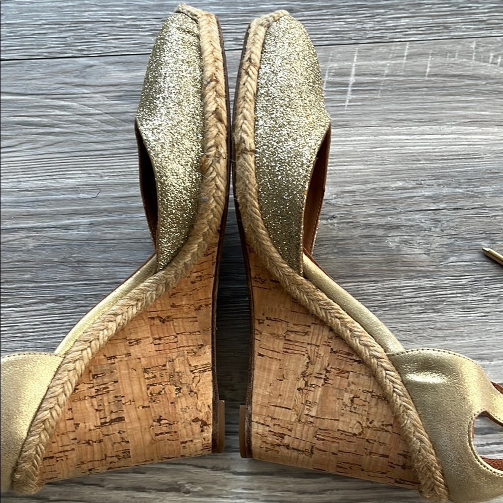 Aquazzura Gold Glitter Women's Shoes - Picture 6 of 11